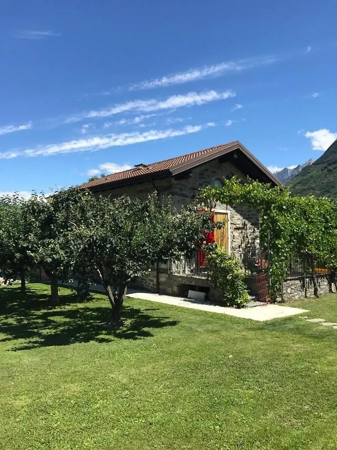 La Casetta Di Biancaneve Valtellina E Lago Di Como Dubino Holiday home