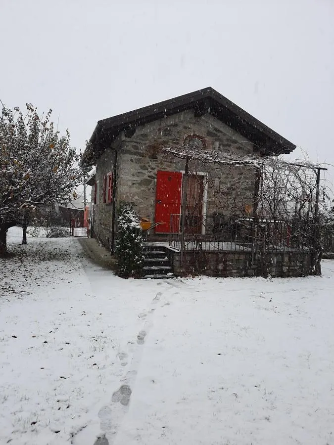 La Casetta Di Biancaneve Valtellina E Lago Di Como Dubino