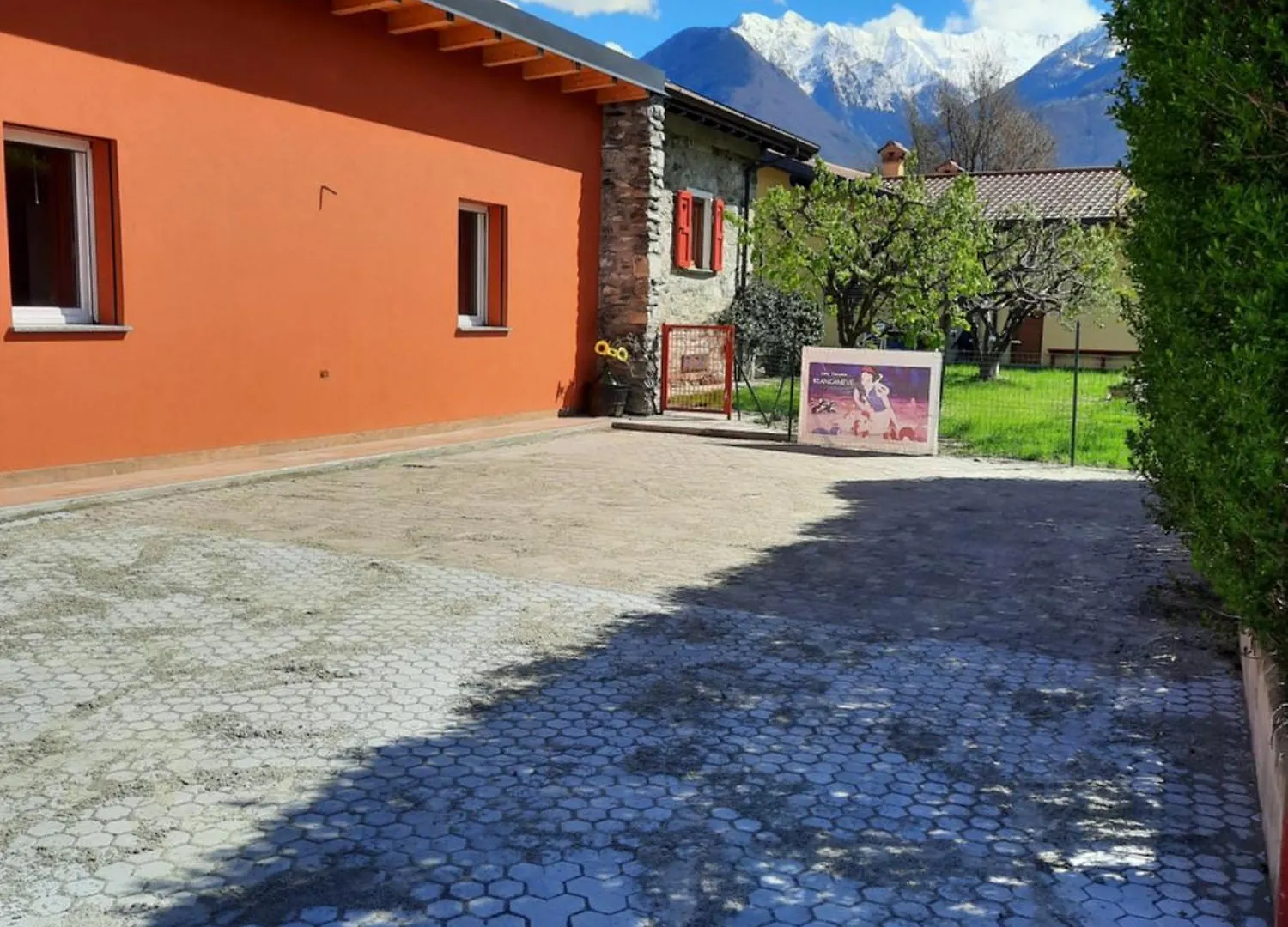 La Casetta Di Biancaneve Valtellina E Lago Di Como Dubino