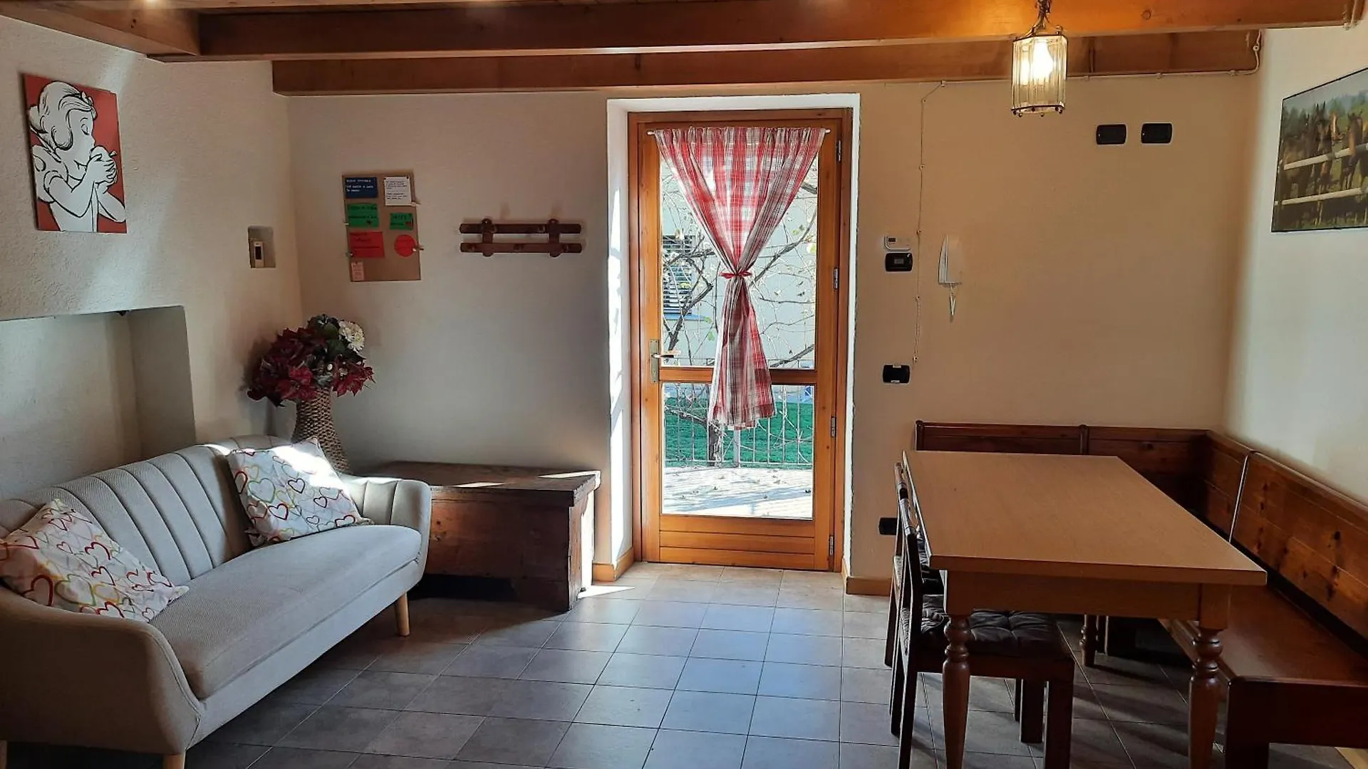 Holiday home La Casetta Di Biancaneve Valtellina E Lago Di Como Dubino